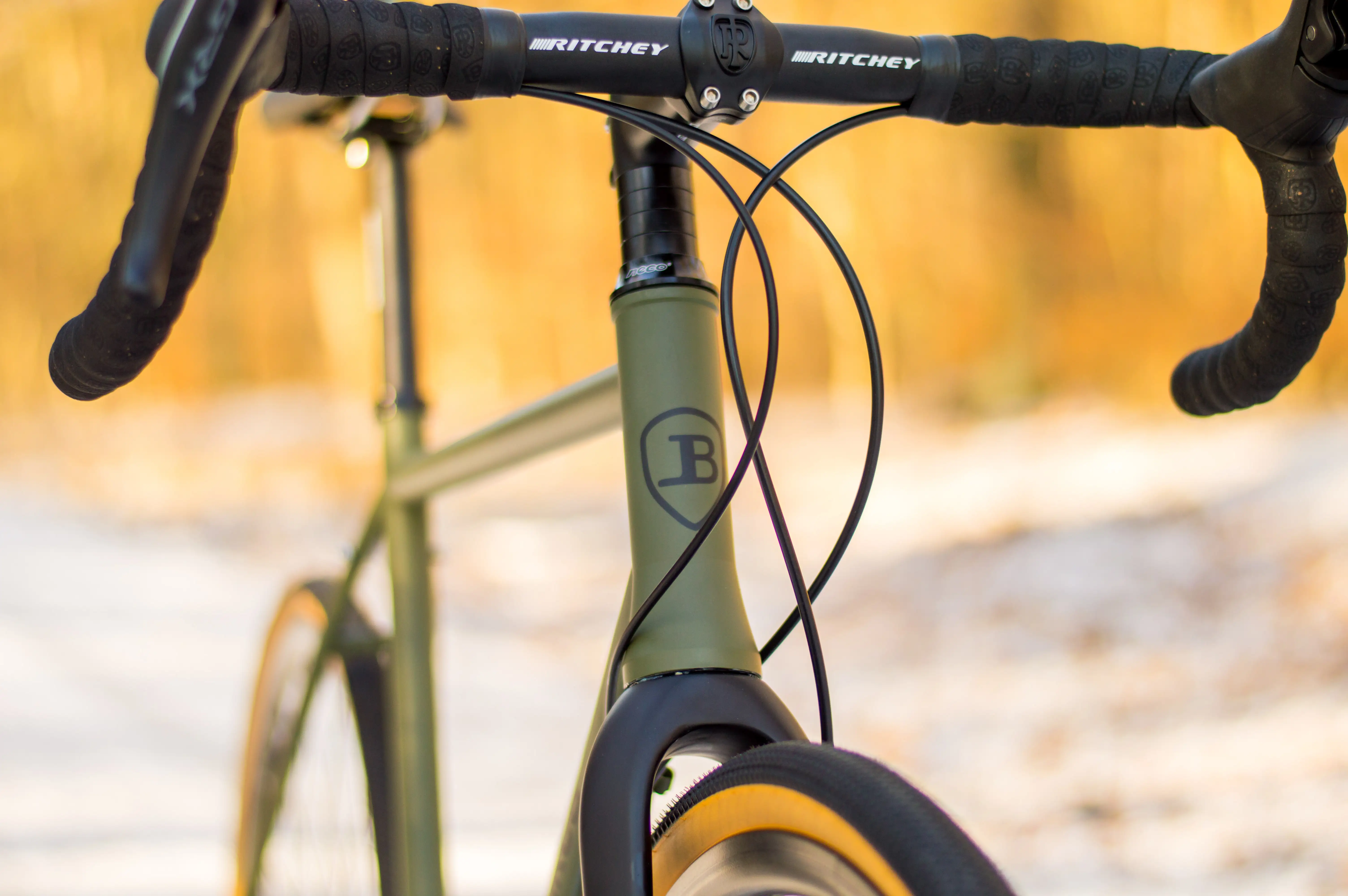 JUST BIKES JB04 GRAVEL BIKE MIT SHIMANO GRX-610/820 1x12 oder 2x12 OLIVGRÜN - Image 7