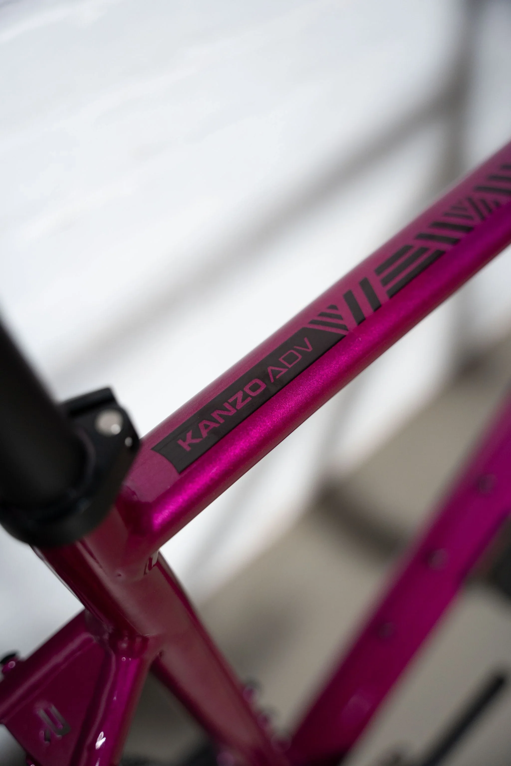 Ridley Kanzo Adventure Alu Gravelbike Shimano GRX-400 2x10 Jazzberry Jam Metallic/Black - Image 3